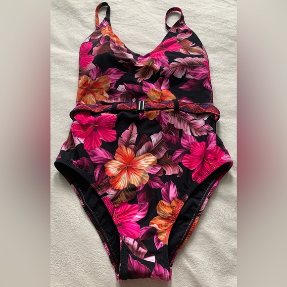 NWT Skinny Dippers by Miraclesuit Lucky Charm Belted One Piece Swimsuit Medium - Picture 12 of 14